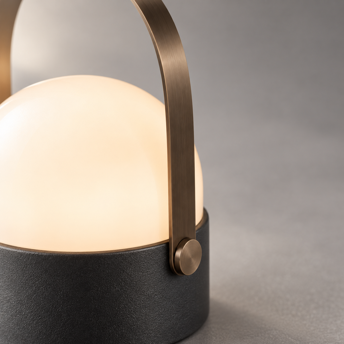 Auric Carry Lamp handle and diffuser connection detail
