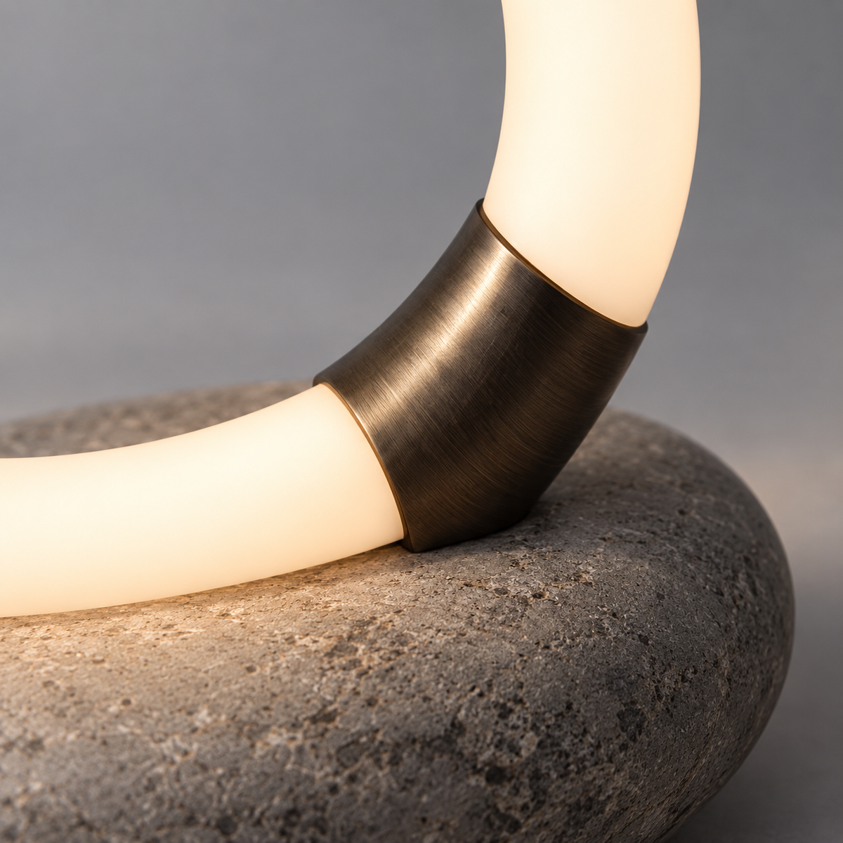Drift Halo Lamp ring and bronze connector detail