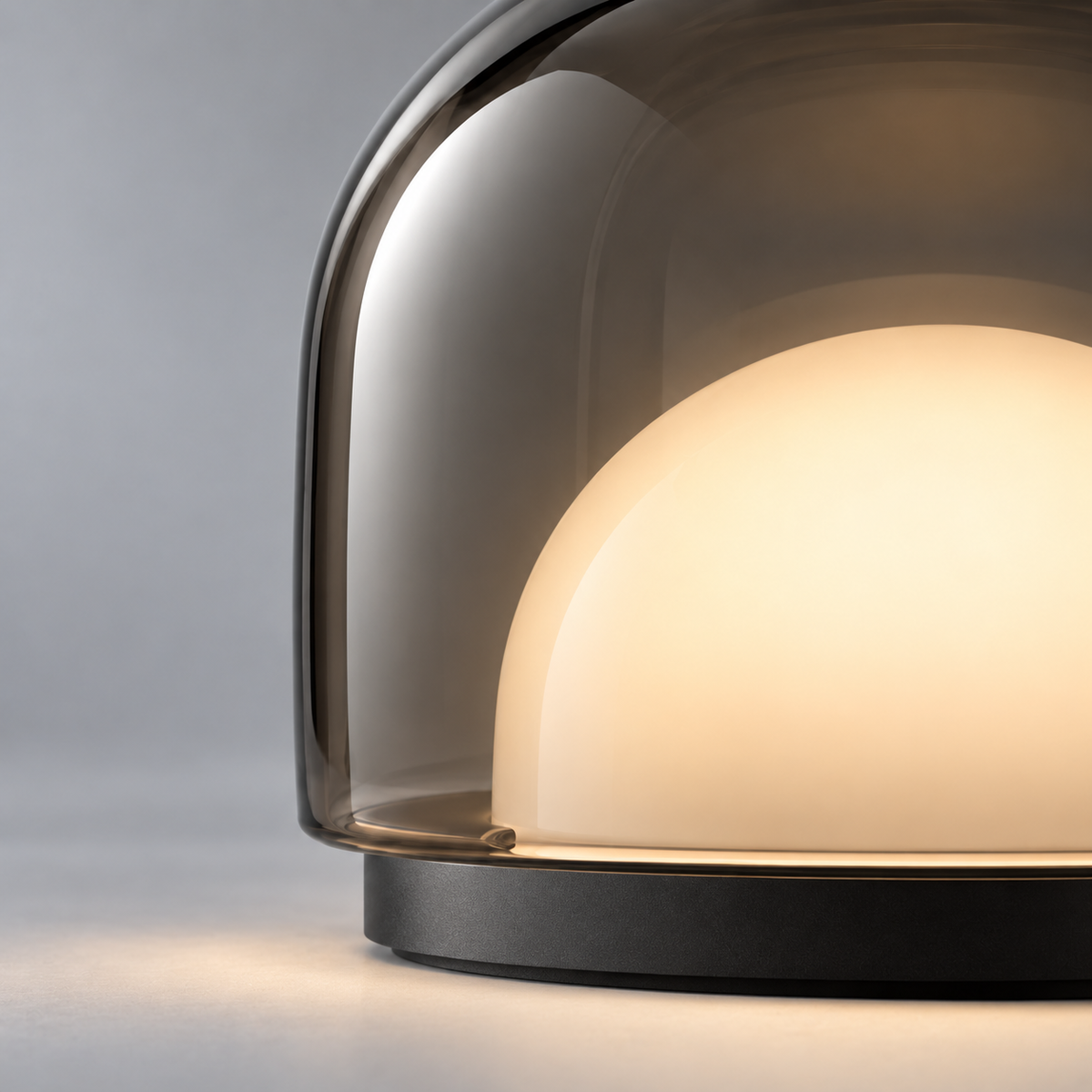 Nocturne Dome Lamp layered glass detail